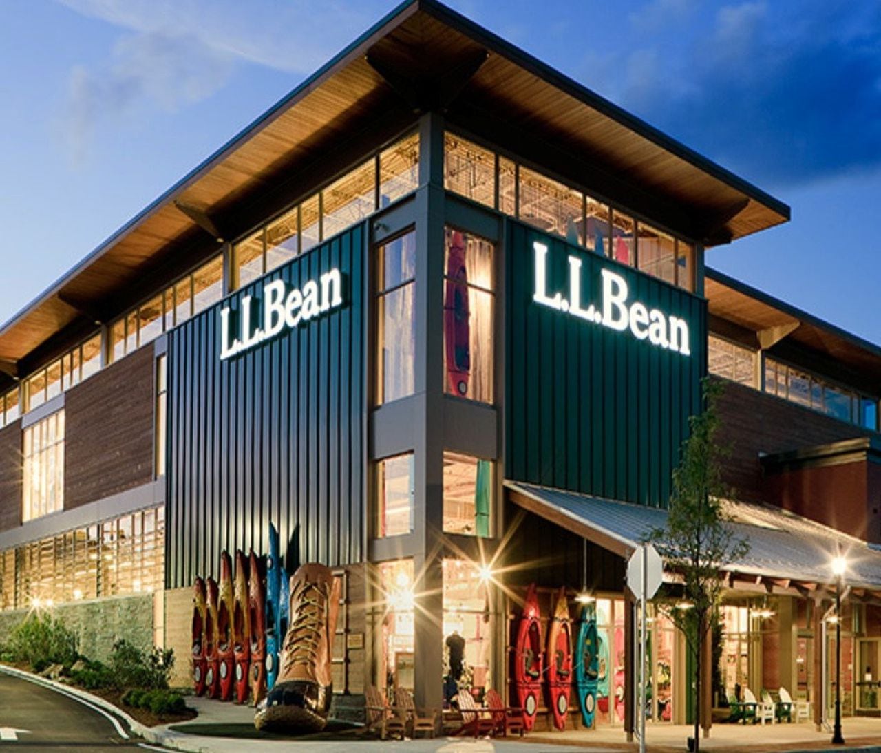 L L Bean To Host Job Fair For First Michigan Store Set To Open This